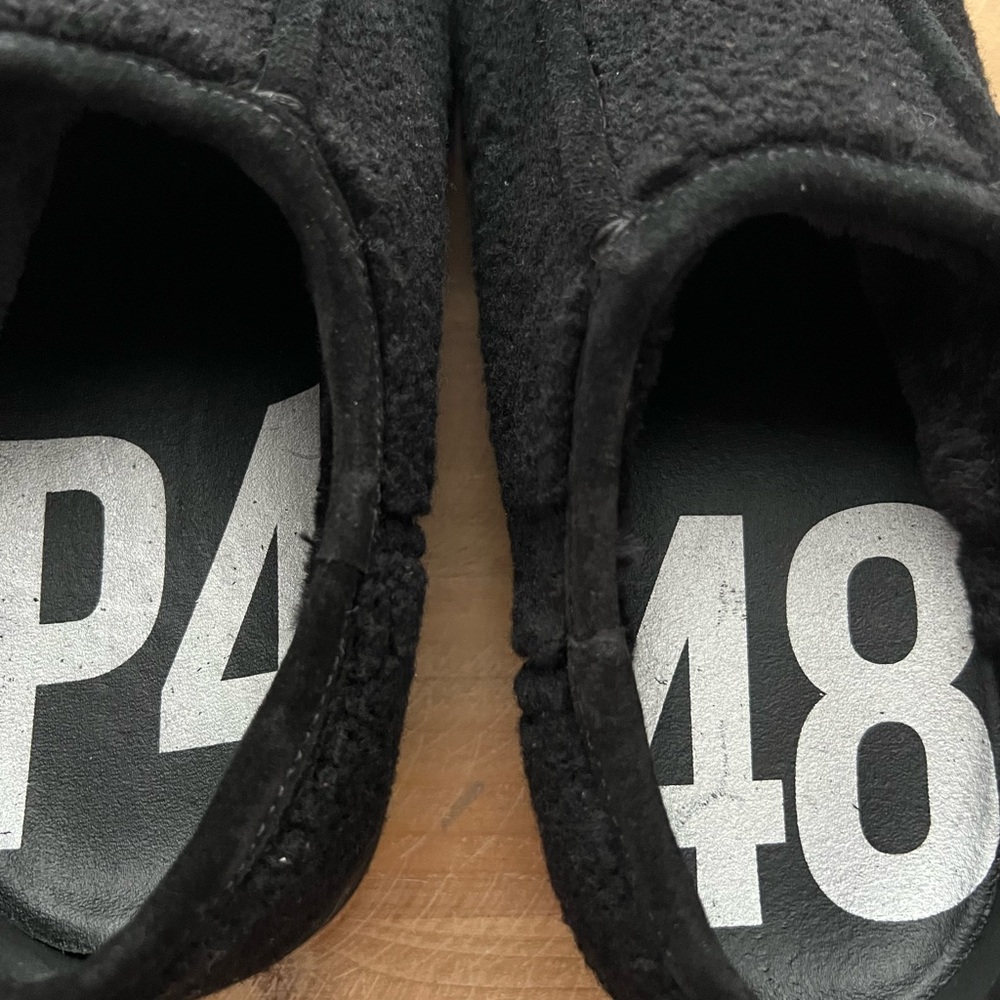 P448 Bubble Genuine Shearling Slipper In Black size 8.5 - Picture 10 of 11